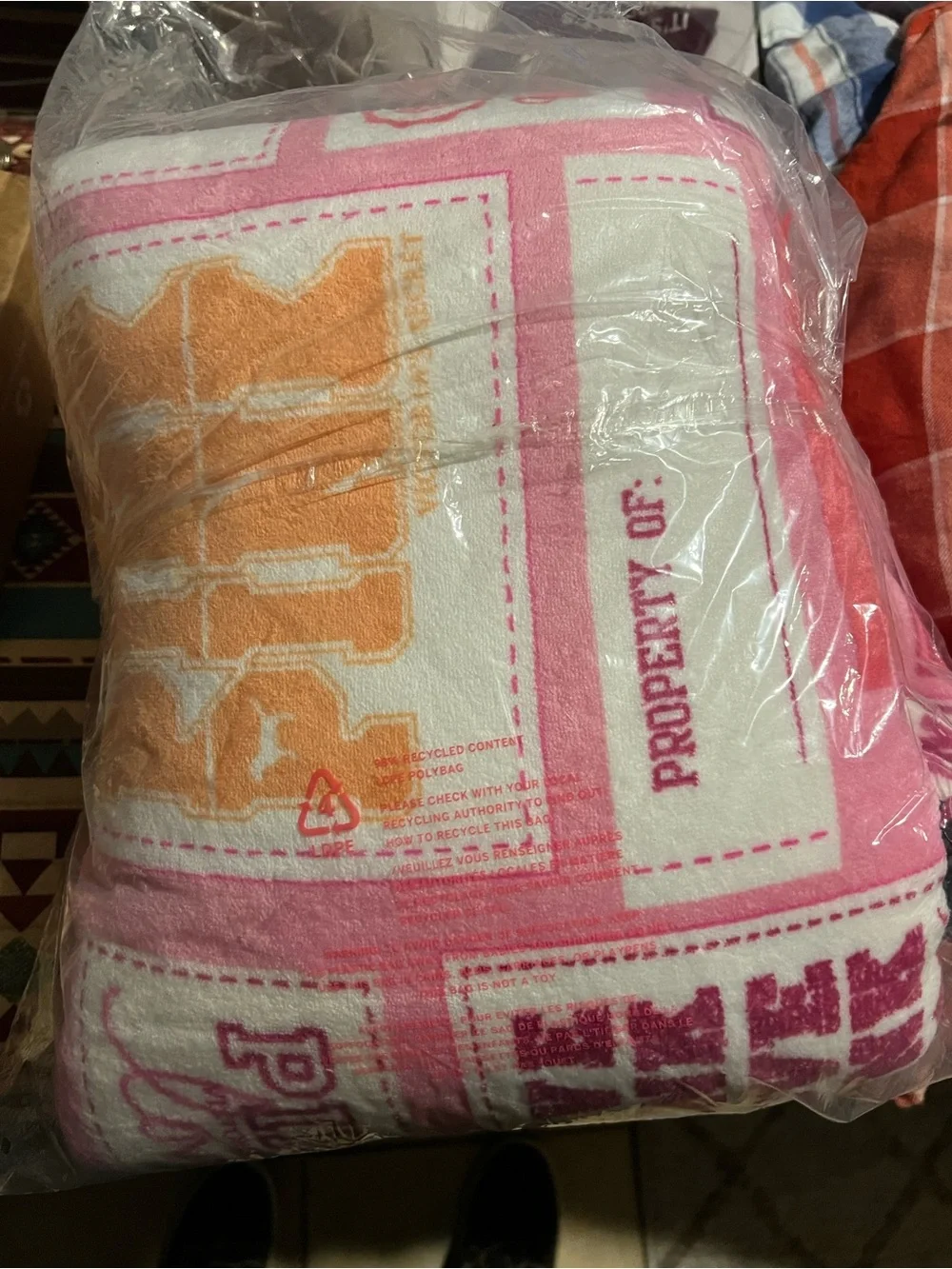 Victoria's Secret Pink Plush Throw Blanket - Pink & White
